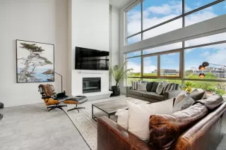 Photo #3: 225020106 Listing