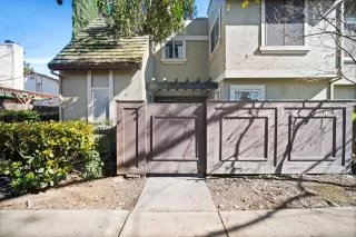 Photo #1: 225020628 Listing 