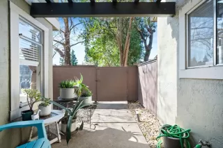 Photo #4: 225020628 Listing 