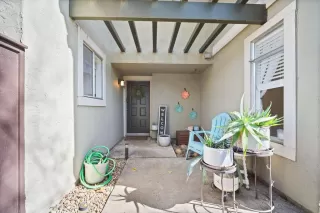 Photo #5: 225020628 Listing 