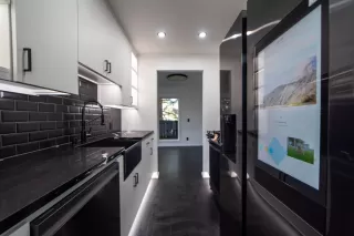 Photo #5: 225020680 Listing