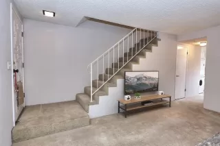 Photo #2: 225020871 Listing 