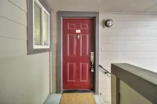 Photo #6: 225021495 Listing 