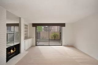 Photo #1: 225021696 Listing 