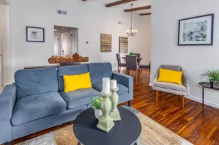 Photo #4: 225022083 Listing 