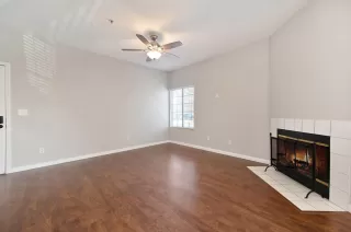 Photo #4: 225022365 Listing