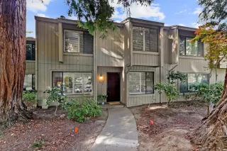 Photo #1: 225023652 Listing