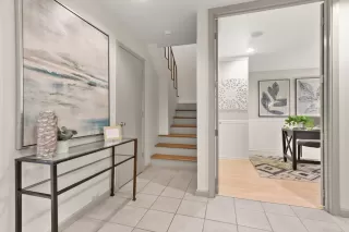 Photo #2: 225023652 Listing