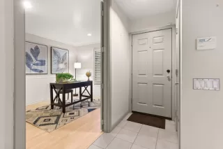 Photo #3: 225023652 Listing