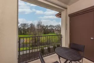 Photo #6: 225024932 Listing 