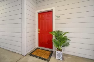 Photo #3: 225025030 Listing 