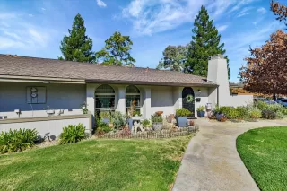 Photo #1: 225025397 Listing 