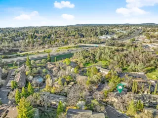 Photo #4: 225025420 Listing 