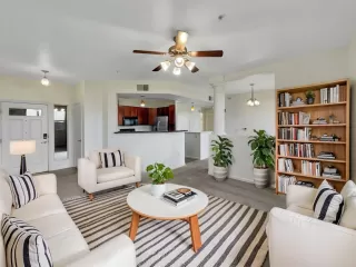 Photo #1: 225025538 Listing