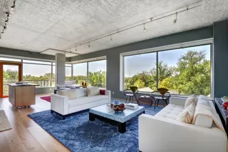 Photo #3: 225025679 Listing