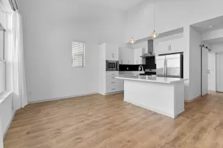 Photo #5: 225025682 Listing 