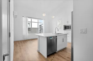 Photo #6: 225025682 Listing 