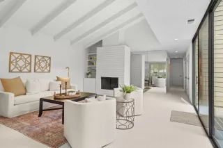 Photo #2: 225025778 Listing 