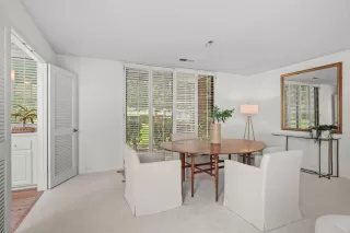 Photo #4: 225025778 Listing 