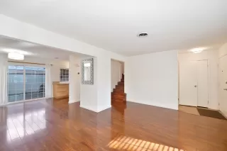 Photo #5: 225025781 Listing 