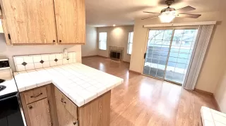 Photo #3: 225026033 Listing 