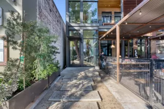 Photo #4: 225026468 Listing 