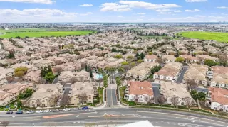 Photo #4: 225026949 Listing 