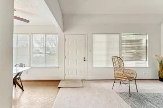 Photo #3: 225027327 Listing 