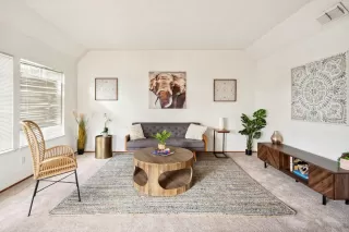 Photo #4: 225027327 Listing 