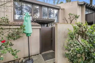 Photo #1: 225027759 Listing