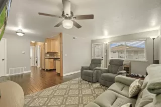 Photo #4: 225028243 Listing 