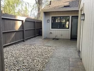 Photo #3: 225028665 Listing