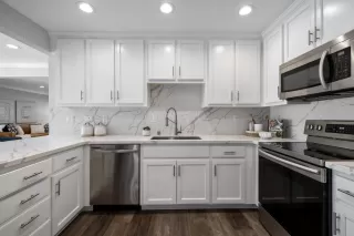 Photo #1: 225028752 Listing