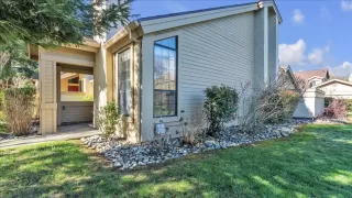 Photo #2: 225028823 Listing