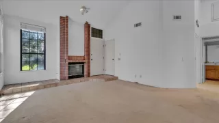 Photo #5: 225028823 Listing