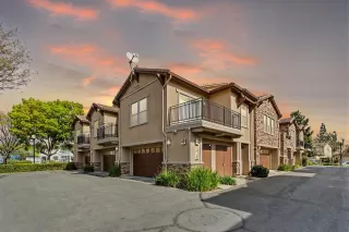 Photo #1: 225029267 Listing 