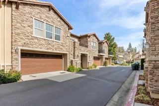 Photo #3: 225029267 Listing 