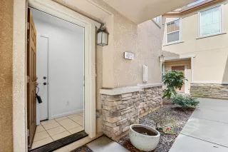 Photo #5: 225029267 Listing 