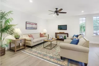 Photo #6: 225029533 Listing 