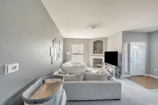 Photo #6: 225029630 Listing 