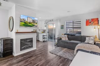 Photo #2: 225029737 Listing 