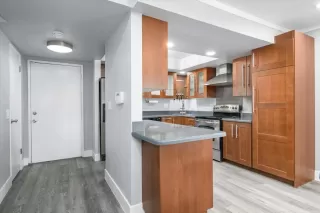 Photo #3: 225030688 Listing 