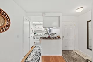 Photo #3: 225030877 Listing 