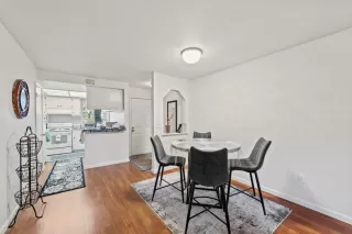 Photo #4: 225030877 Listing 