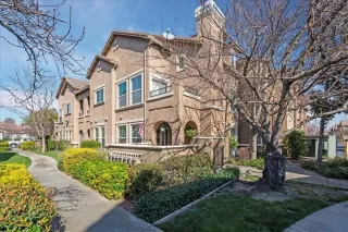 Photo #3: 225031005 Listing