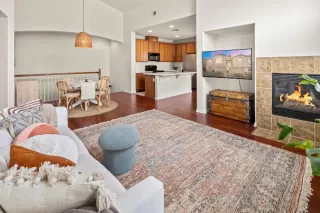 Photo #3: 225031612 Listing