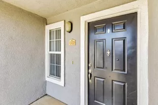 Photo #1: 225032001 Listing 