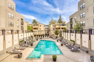 Photo #4: 225032587 Listing 