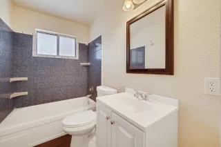 Photo #5: 225032645 Listing 