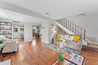 Photo #4: 225032723 Listing 